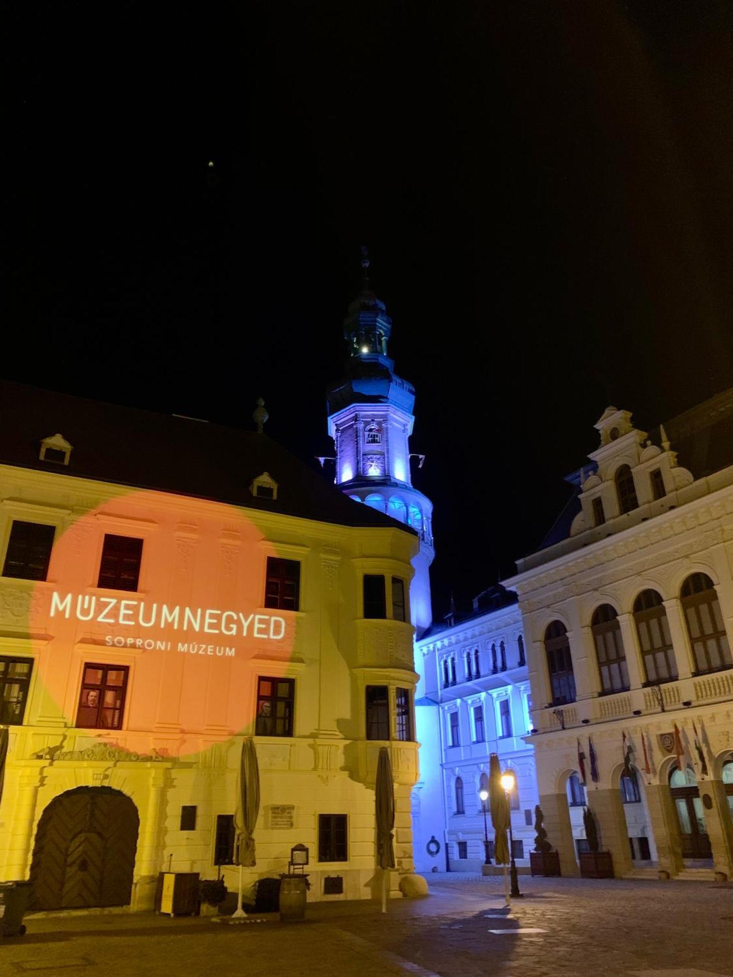 Quattro Casa Apartment Sopron Luaran gambar